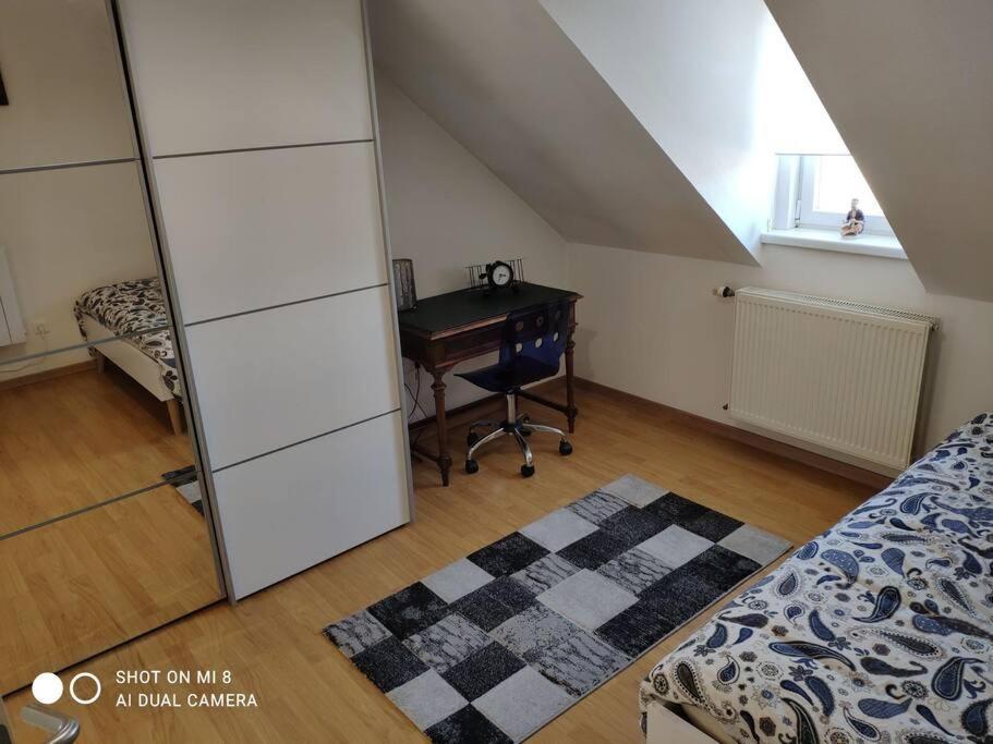 Joli Appartement Avec Place De Parking Prive Колмар Екстериор снимка